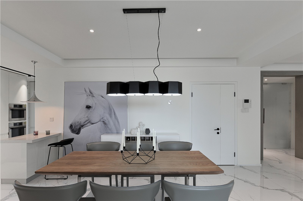 整木定制家居用原木好還是實木復合好?(圖2) 原木定制