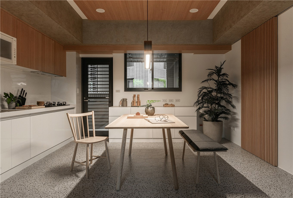 家居裝修整木定制選擇品牌時注意什么?(圖4) 家居裝修整木定制選擇品牌時注意什么?(圖4)