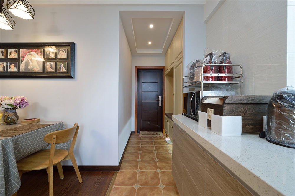 設計小戶型的玄關時要注意什么?(圖1) 設計小戶型的玄關時要注意什么?(圖1)