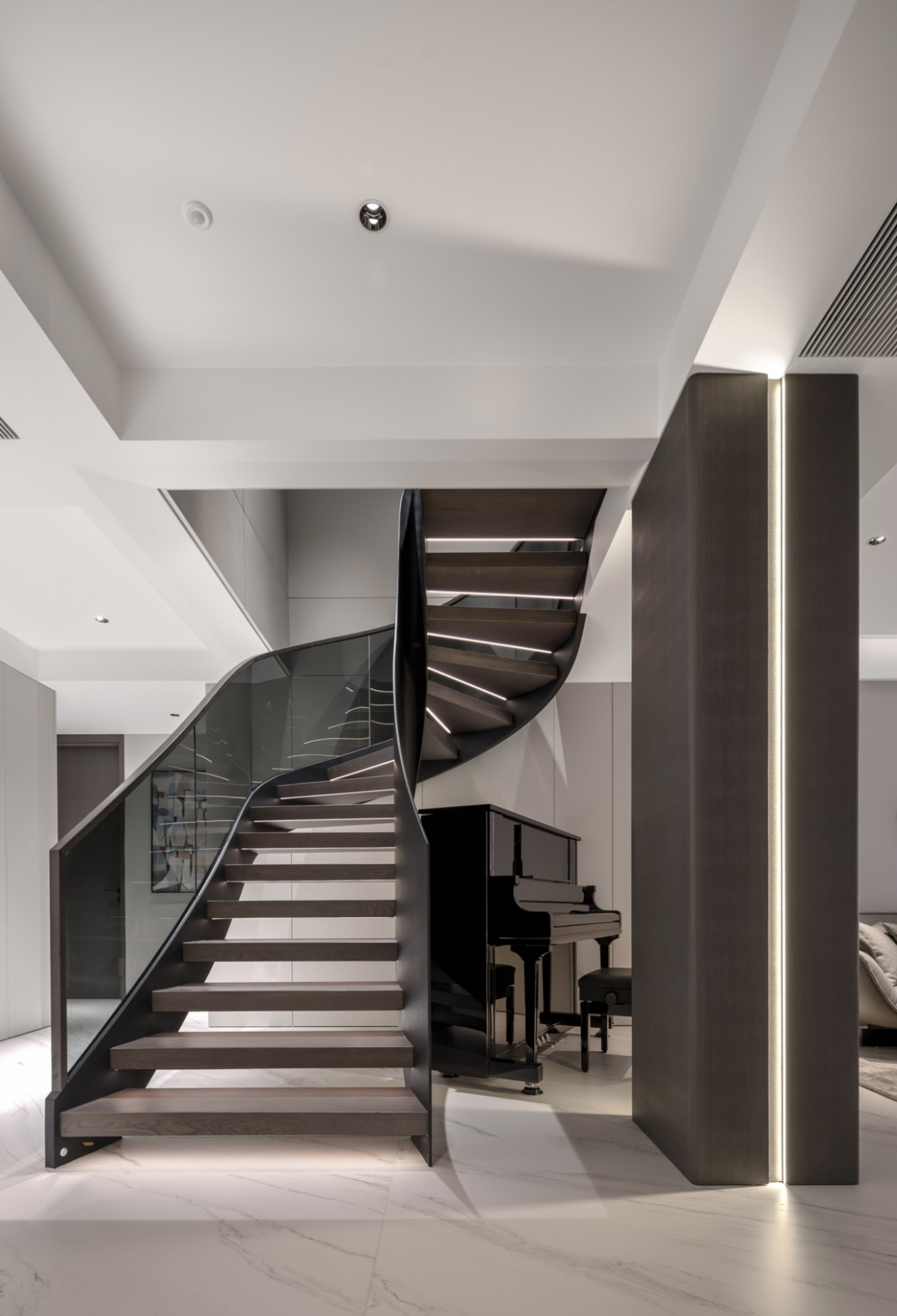 180㎡現(xiàn)代極簡全屋定制,簡約復(fù)式大宅案例(圖11) 12.jpg