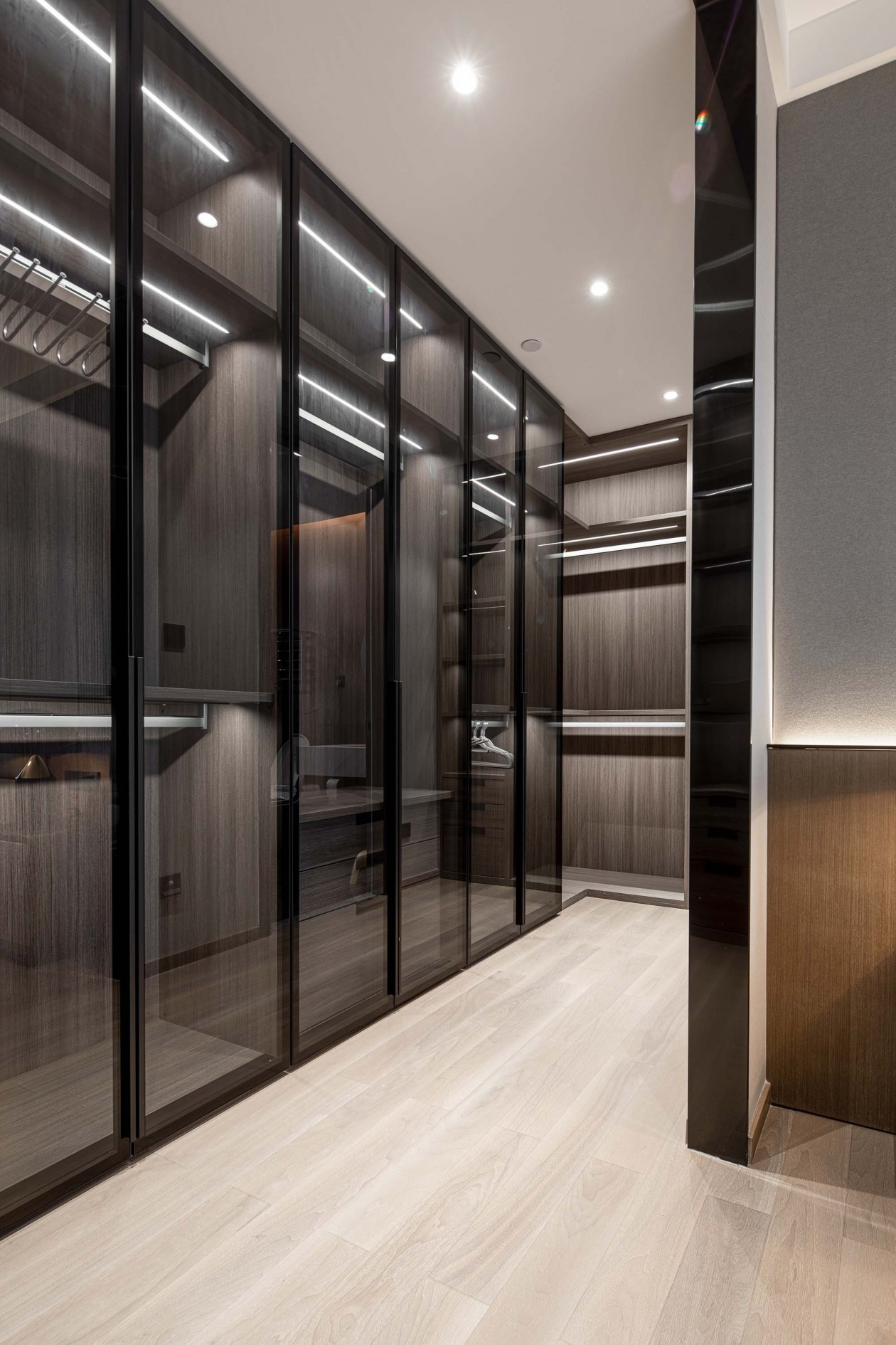 228㎡全屋定制大平層,現(xiàn)代極簡(jiǎn)風(fēng)格設(shè)計(jì)案例(圖14) 13.jpg