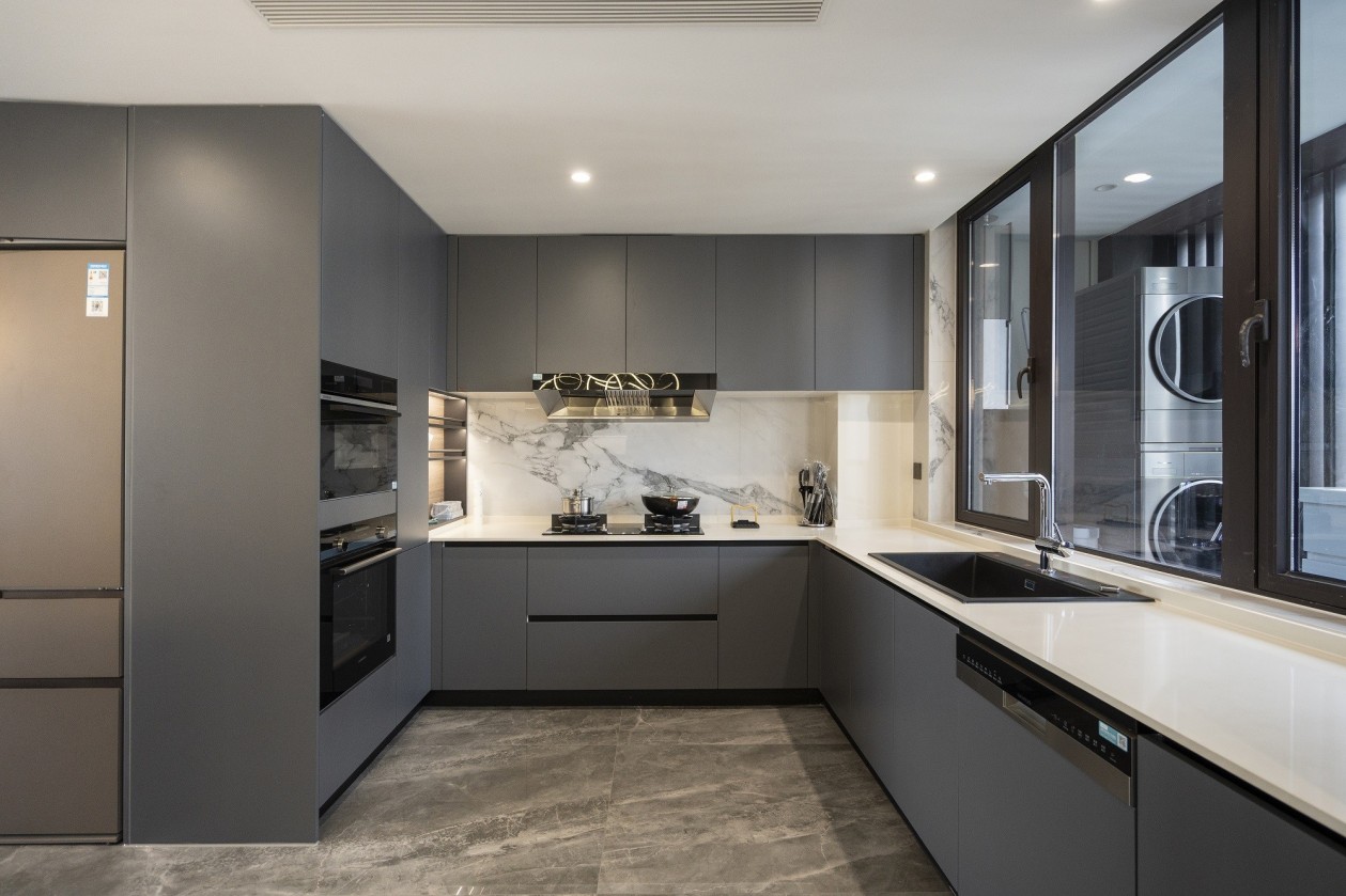 238㎡現(xiàn)代輕奢大平層,整木定制四居室案例(圖11) 11.jpg