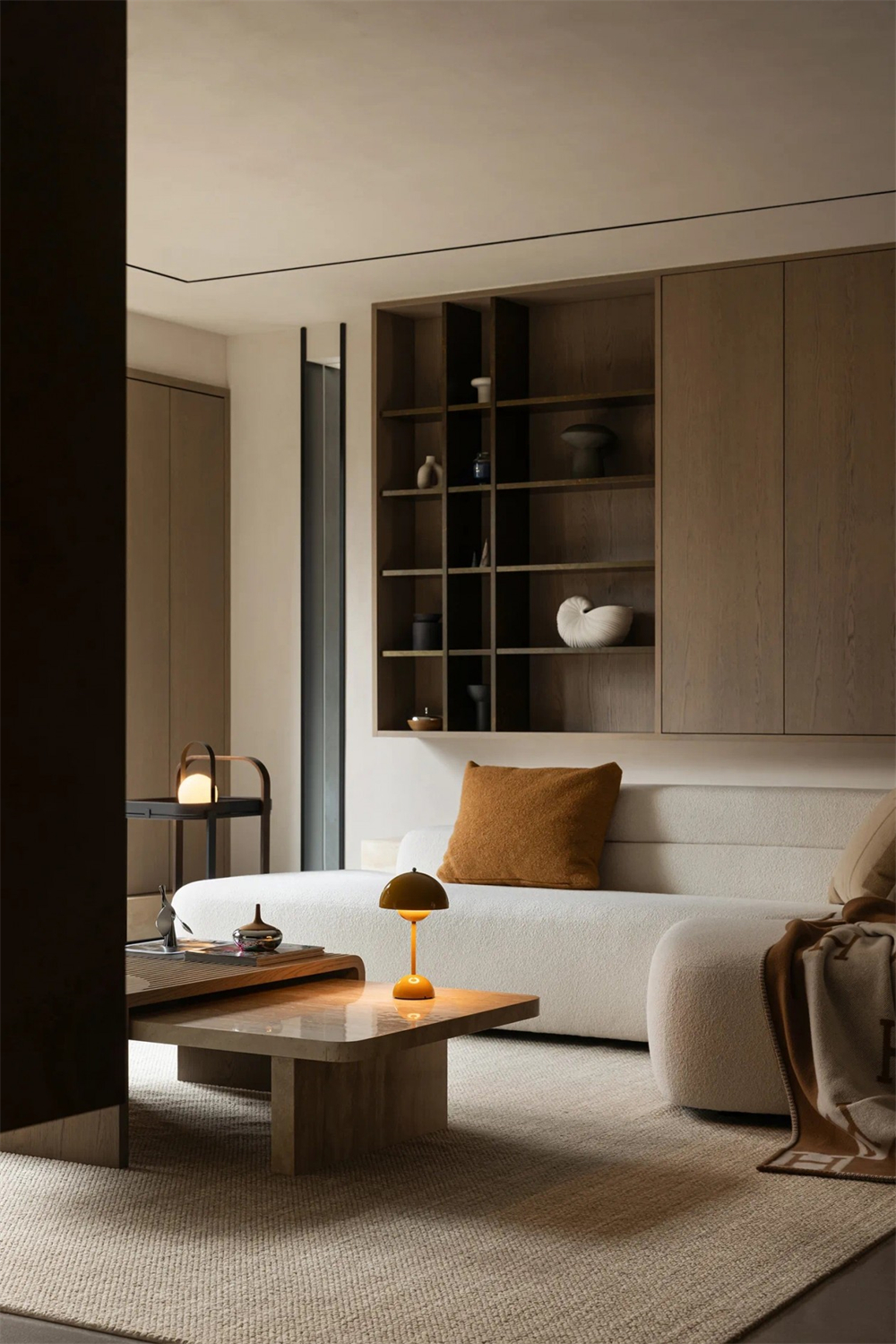 258㎡現(xiàn)代極簡大平層,整木定制裝修設(shè)計(圖1) 1.jpg