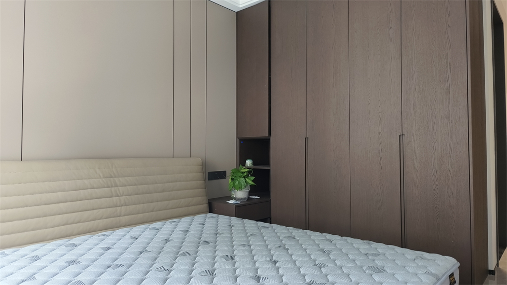 256㎡整木定制大平層,現代極簡風格實拍(圖18) 19.jpg